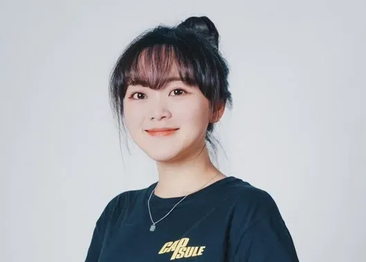 楊子葳 Vivi Yang